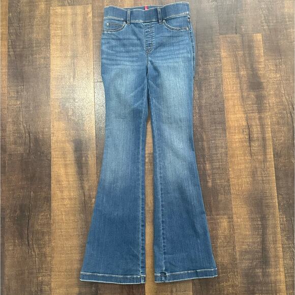 SPANX Women’s Vintage Indigo Flare Blue Pull On Jeans Size Small - Picture 2 of 9